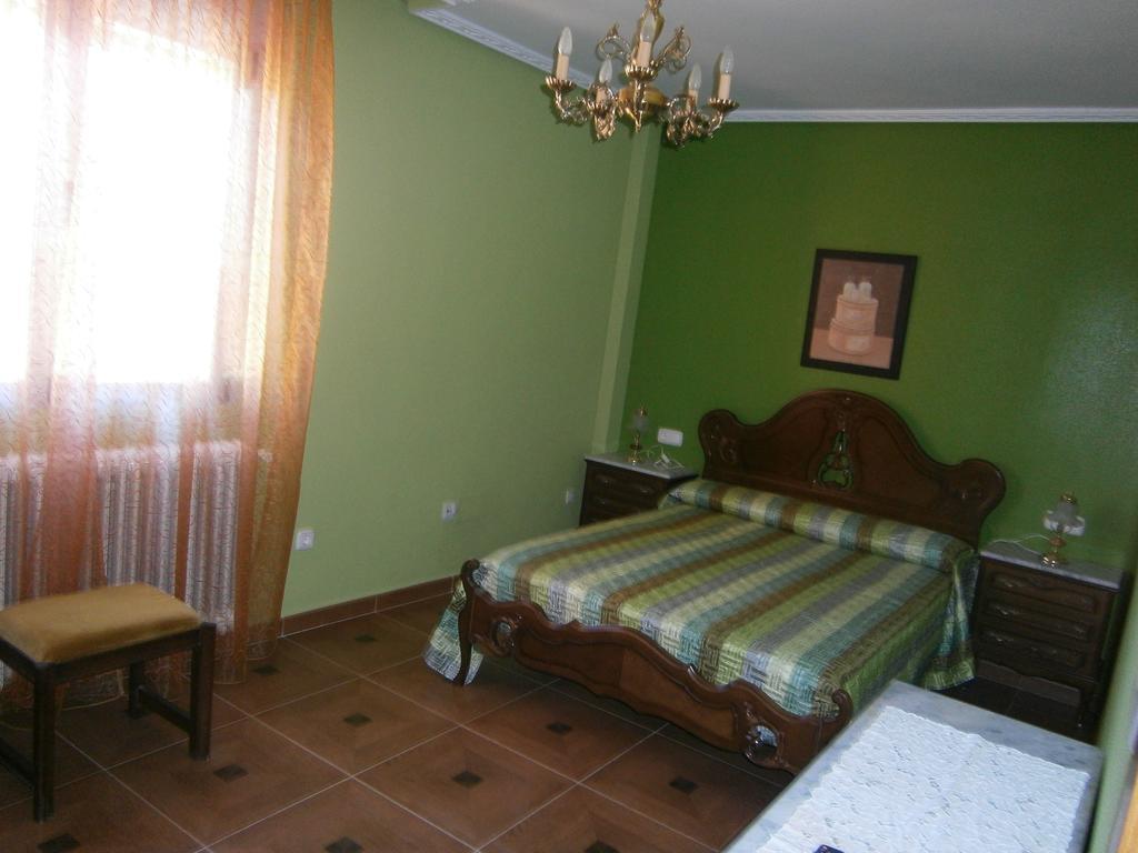 Apartamento Pension La Via Lactea Hotel Fromista Phòng bức ảnh